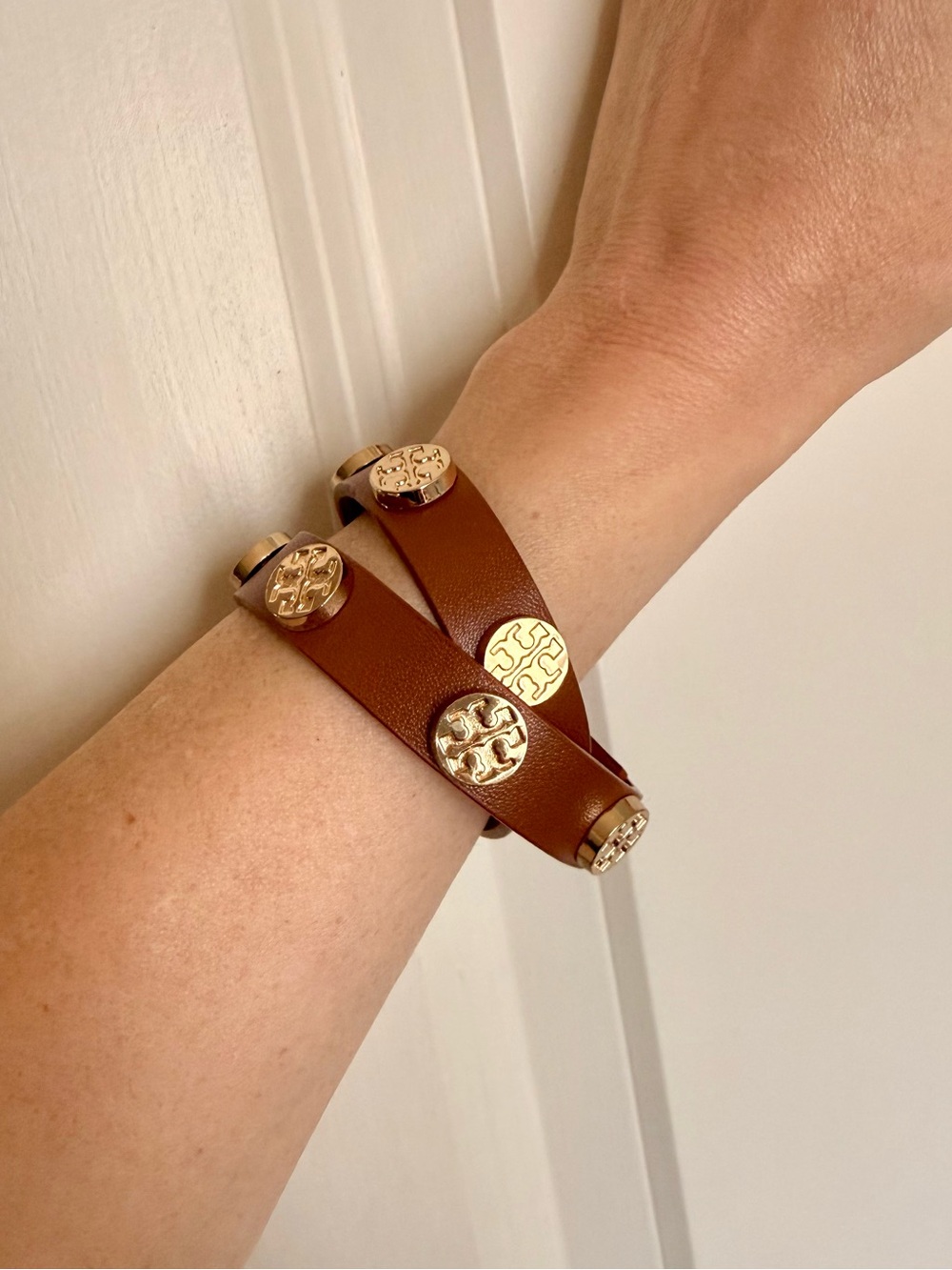 Tory Burch Double Wrap Leather Logo Bracelet Cognac Gold